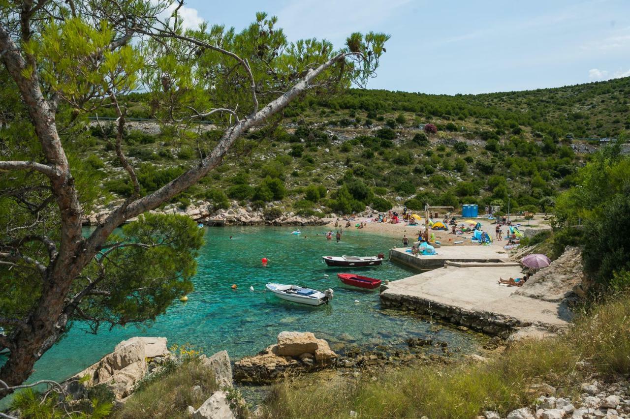 Seaview Apartment Marinov - Bilo, Primošten Buitenkant foto